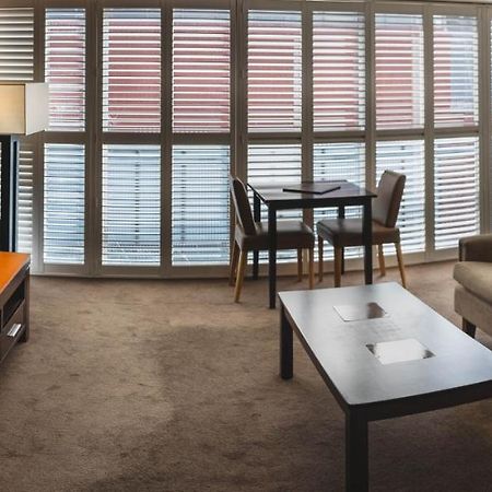The Henry Jones Art Hotel Hobart Ngoại thất bức ảnh A typical apartment at the complex