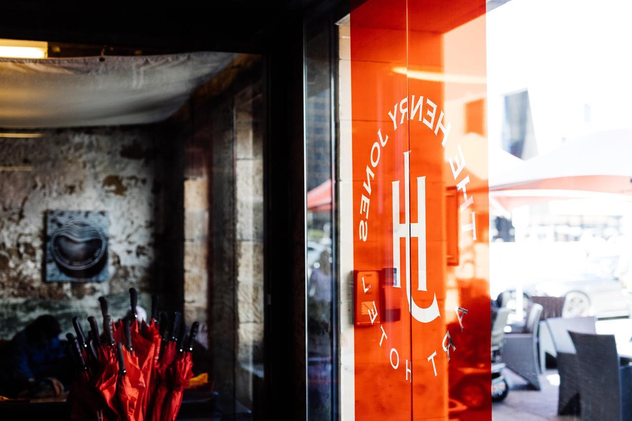 The Henry Jones Art Hotel Hobart Ngoại thất bức ảnh Entrance to the hotel